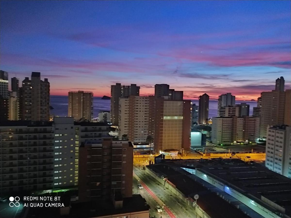 Apto San Angelo Benidorm Vistas Al Mar 400 M Buitenkant foto
